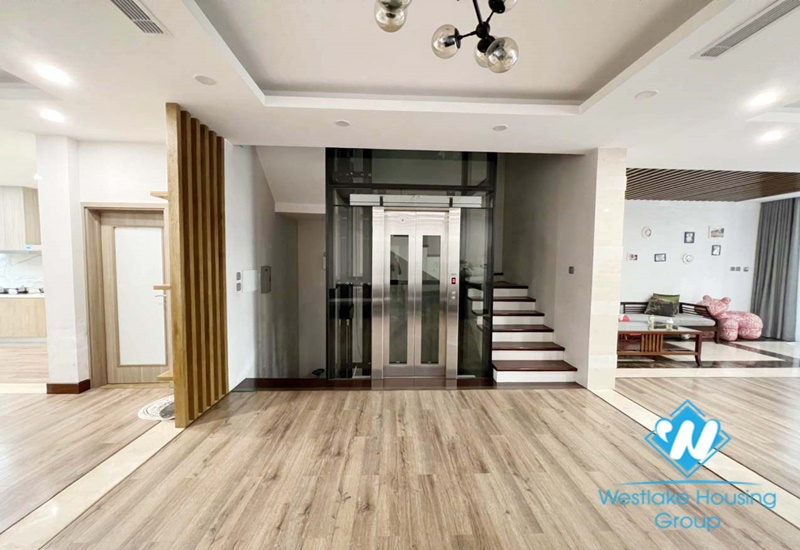 New villa with elevator 5 bedrooms fully furnished